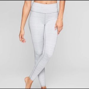 Never worn athleta high rise jacquard chaturanga